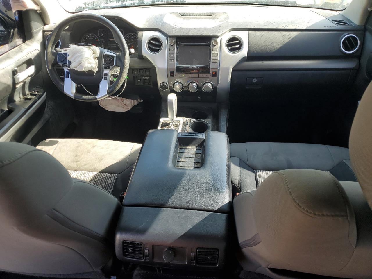 2018 Toyota Tundra Crewmax Sr5 VIN: 5TFDW5F14JX739801 Lot: 66619165