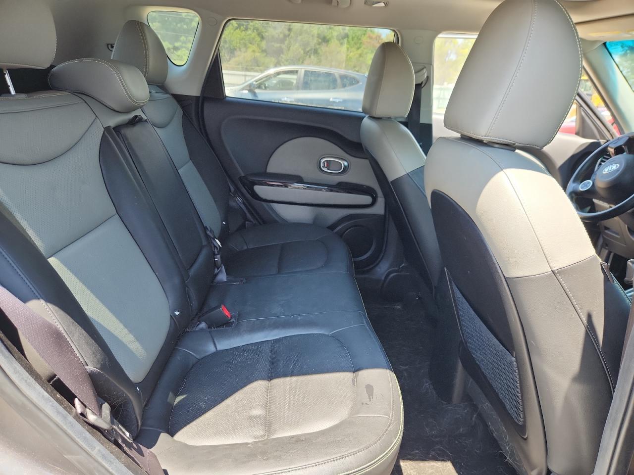 2016 Kia Soul + VIN: KNDJP3A5XG7384883 Lot: 64568685