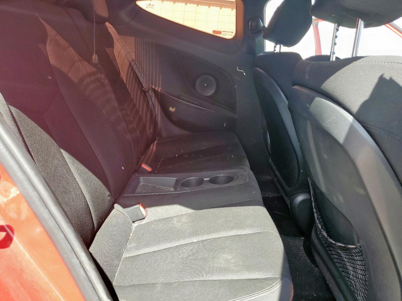 kmhtc6ad5gu268436 KMHTC6AD5GU268436 2016 Hyundai Veloster