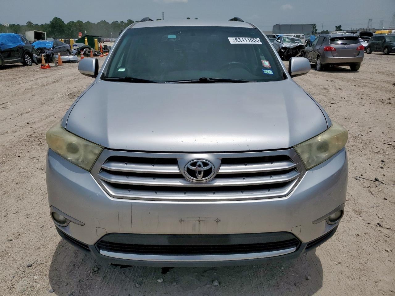 5TDZK3EH3BS039747 2011 Toyota Highlander Base