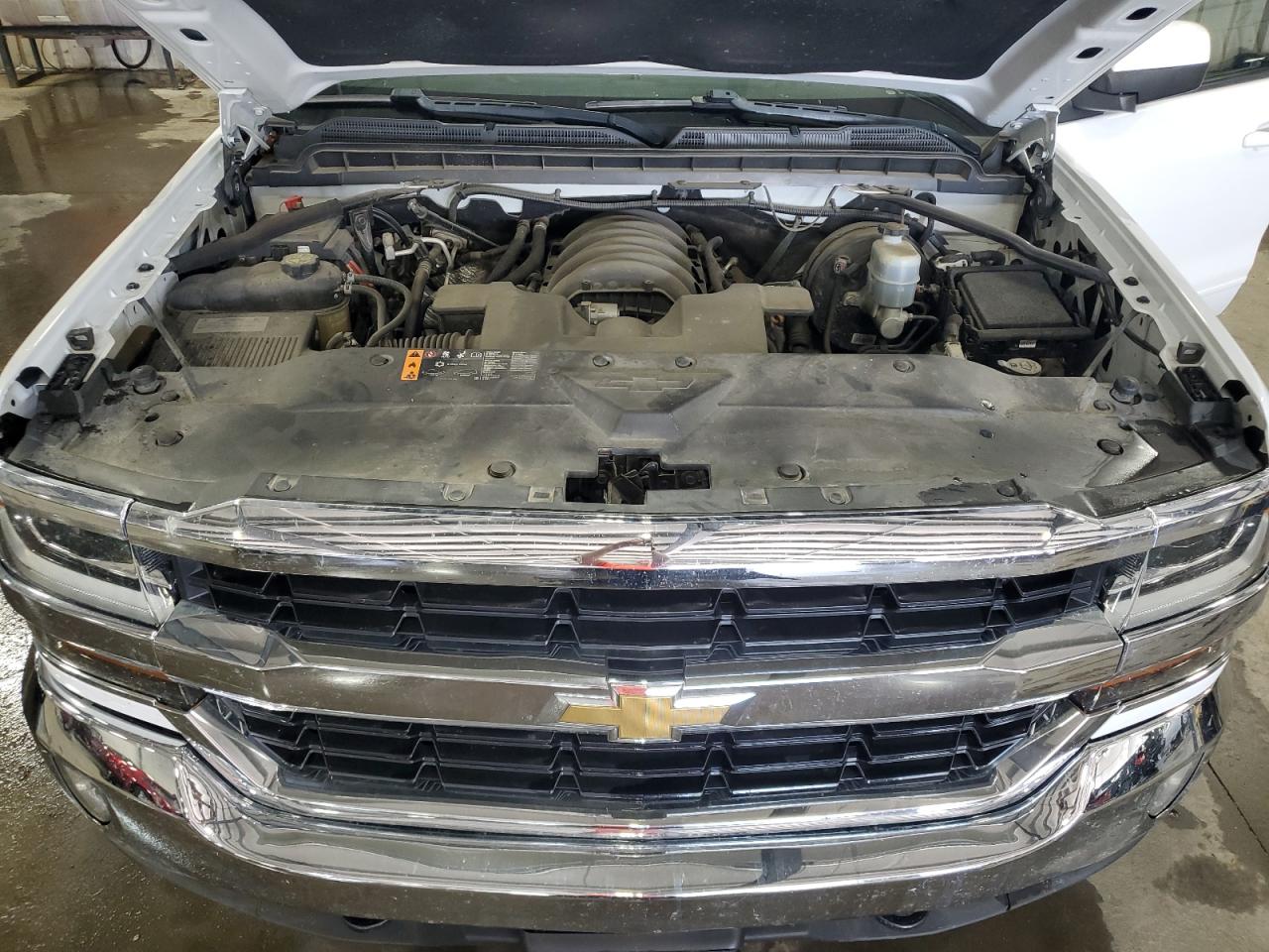 3gcukrec8jg444159 3GCUKREC8JG444159 2018 Chevrolet Silverado K1500 Lt