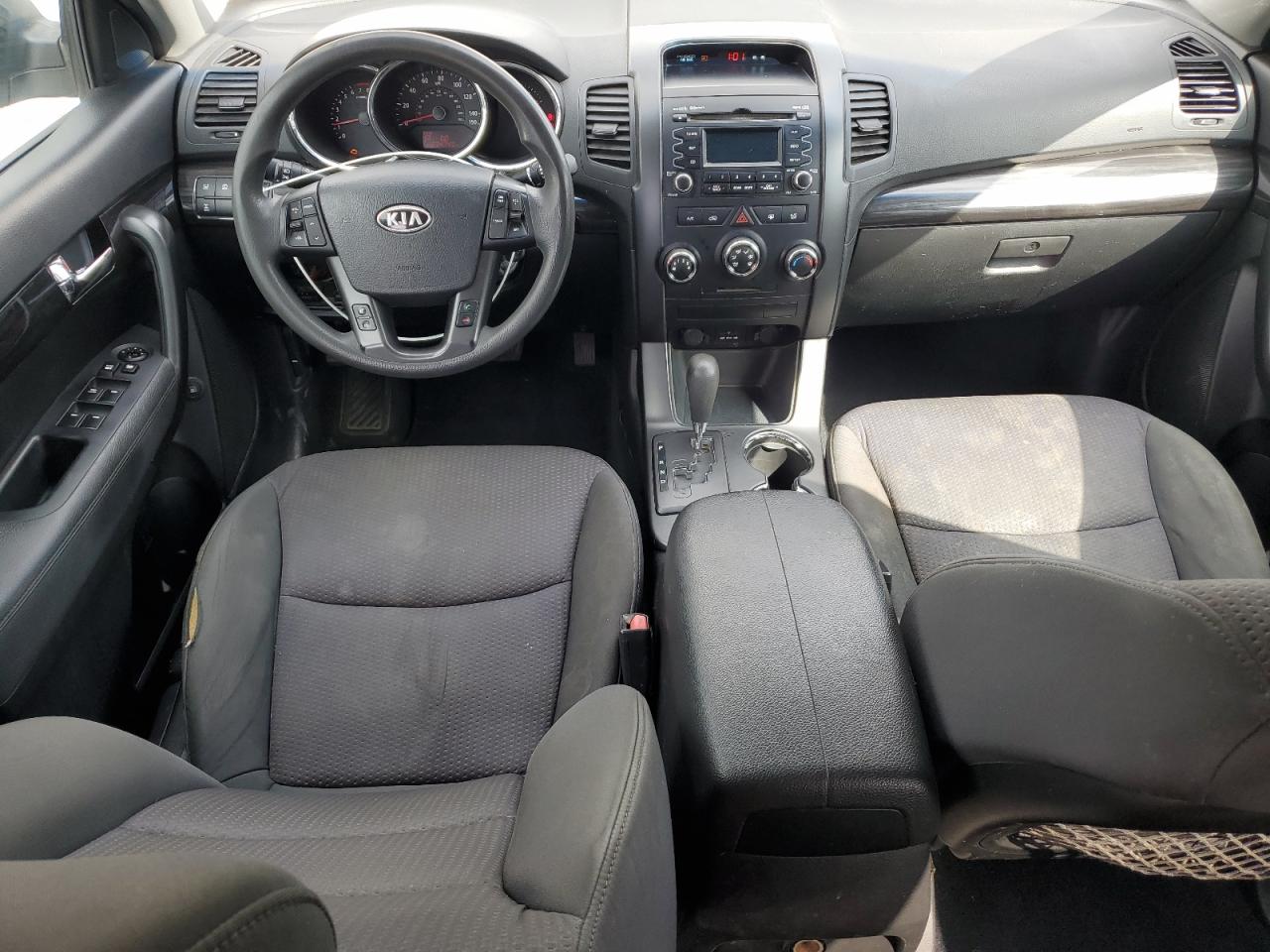 2011 Kia Sorento Base VIN: 5XYKTDA28BG144917 Lot: 64931185