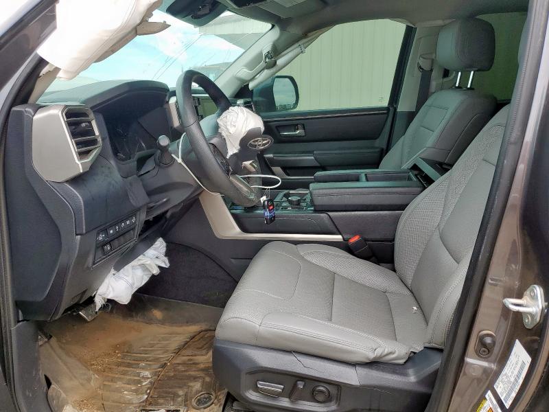  TOYOTA TUNDRA 2023 Black