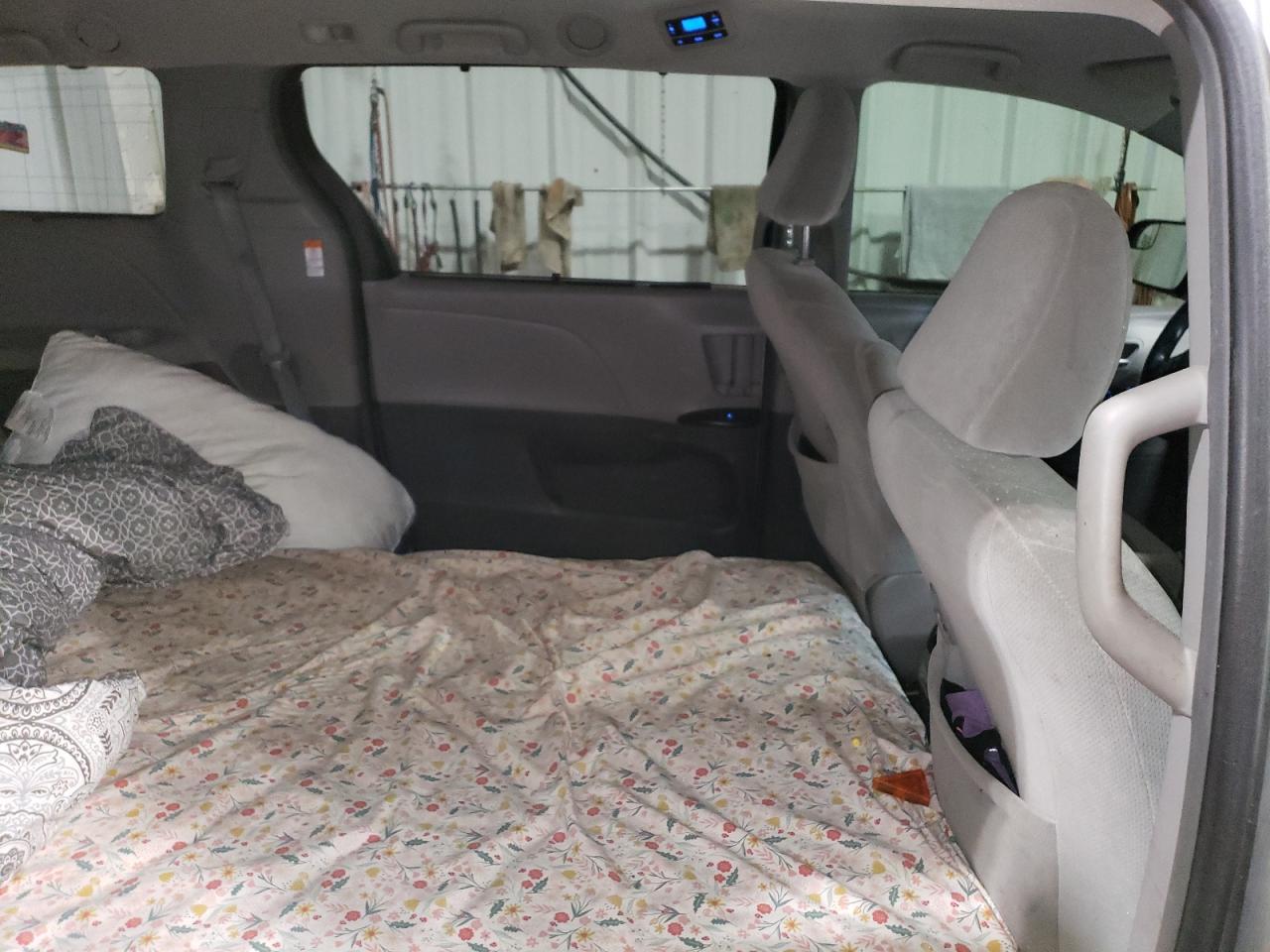 2015 Toyota Sienna Le VIN: 5TDJK3DC7FS095361 Lot: 64426565