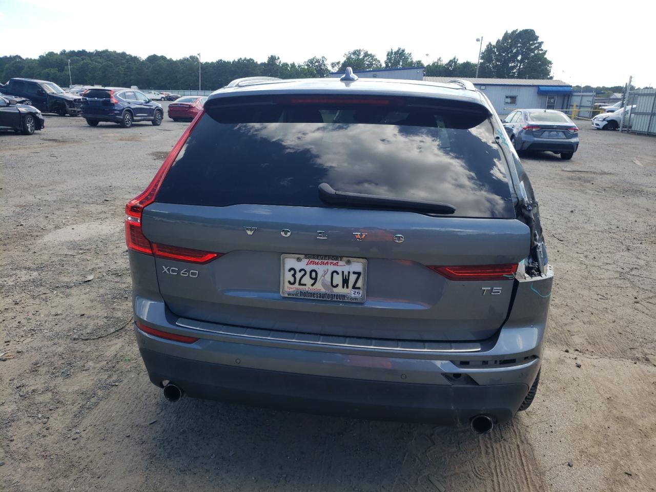 2019 Volvo Xc60 T5 Momentum VIN: LYV102DK5KB239237 Lot: 63373895