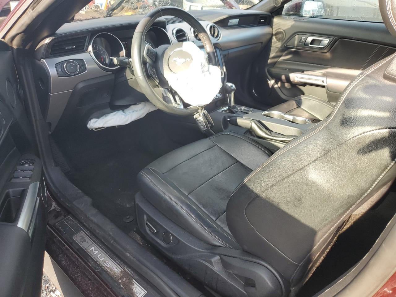 2018 Ford Mustang VIN: 1FATP8UH0J5121192 Lot: 64720325