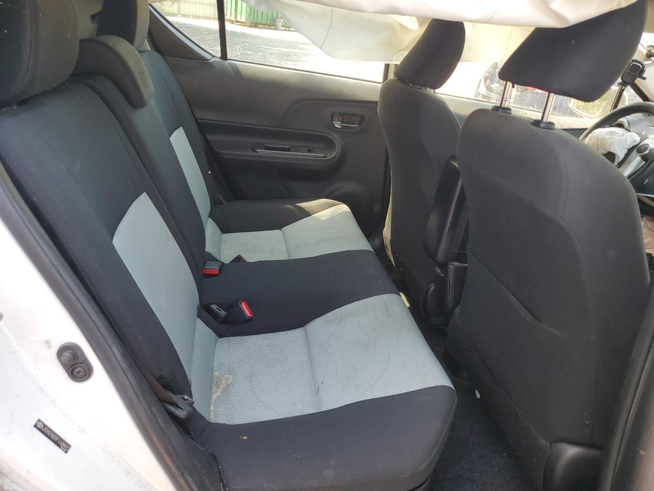 2015 Toyota Prius C VIN: JTDKDTB37F1109872 Lot: 64329405
