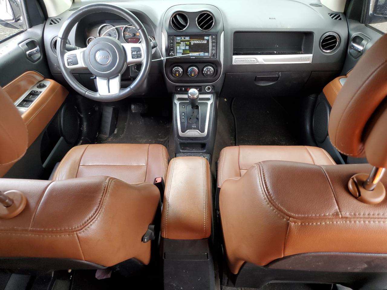 2017 Jeep Compass Latitude VIN: 1C4NJDEB9HD164906 Lot: 64100085
