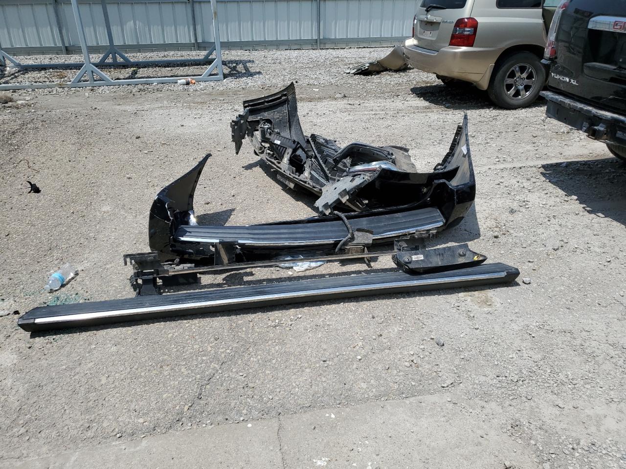 2015 GMC Yukon Xl Denali VIN: 1GKS2JKJ7FR653433 Lot: 64501705