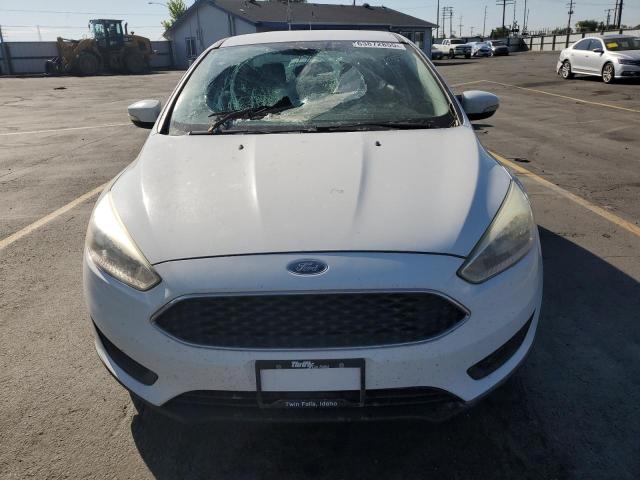  FORD FOCUS 2017 Белы
