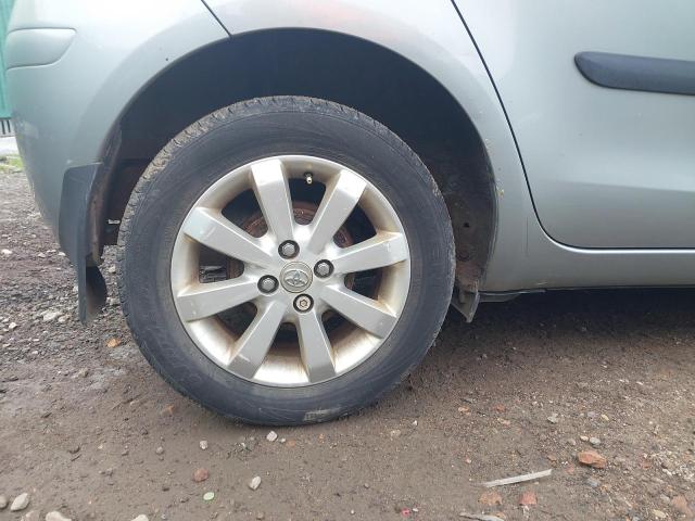 2011 TOYOTA YARIS T SP