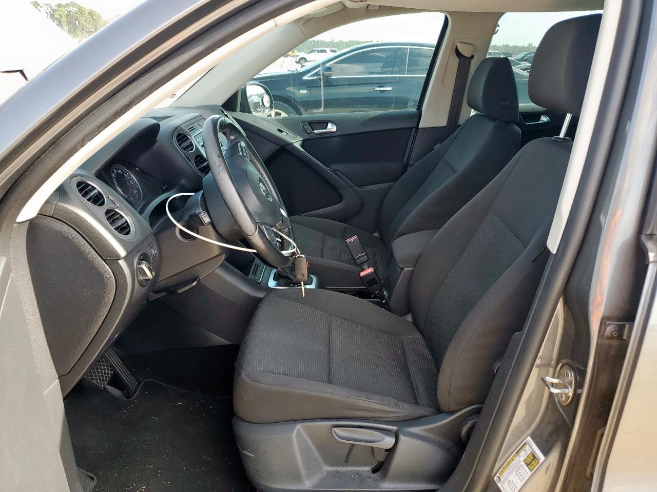 2014 Volkswagen Tiguan S VIN: WVGAV3AX1EW598991 Lot: 64499755