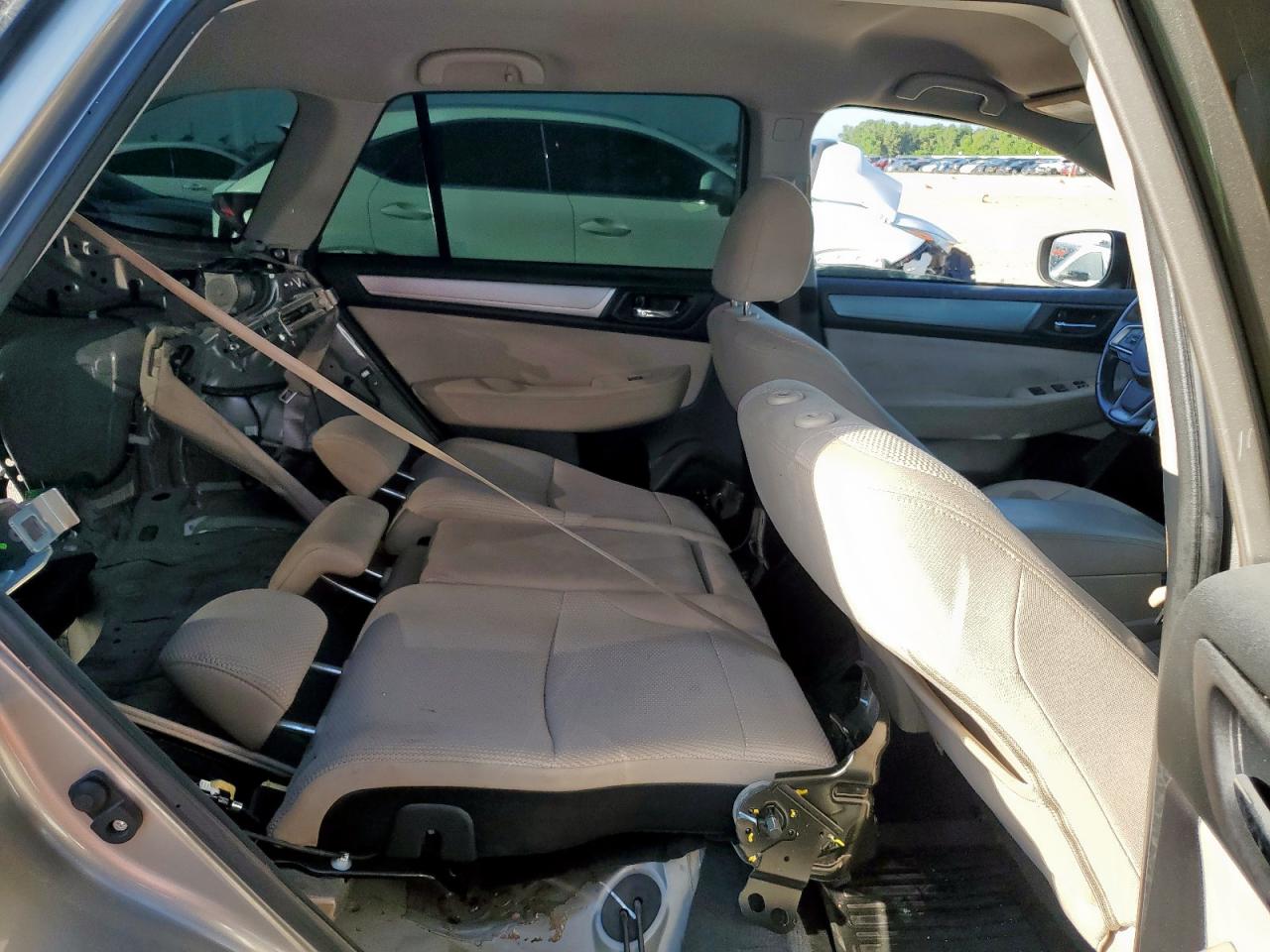 2018 Subaru Outback 2.5I Premium VIN: 4S4BSACC0J3265673 Lot: 63833915