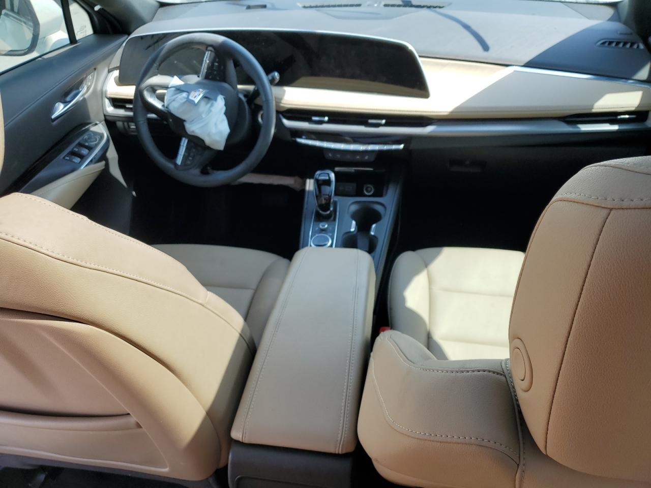 2024 Cadillac Xt4 Luxury VIN: 1GYAZAR47RF192043 Lot: 65078175