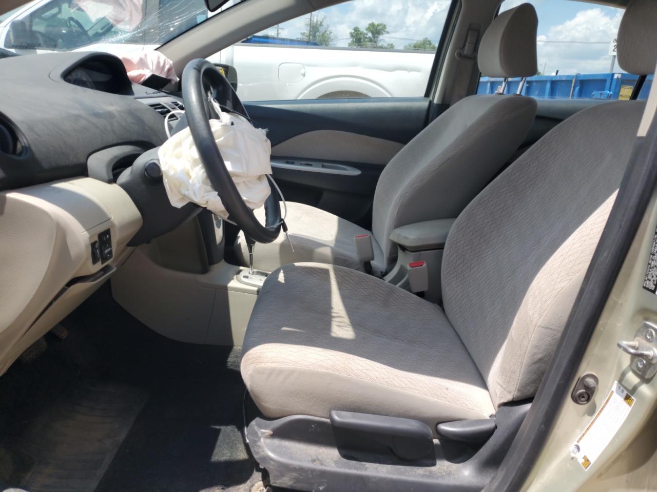 2007 Toyota Yaris VIN: JTDBT923271055131 Lot: 64748075