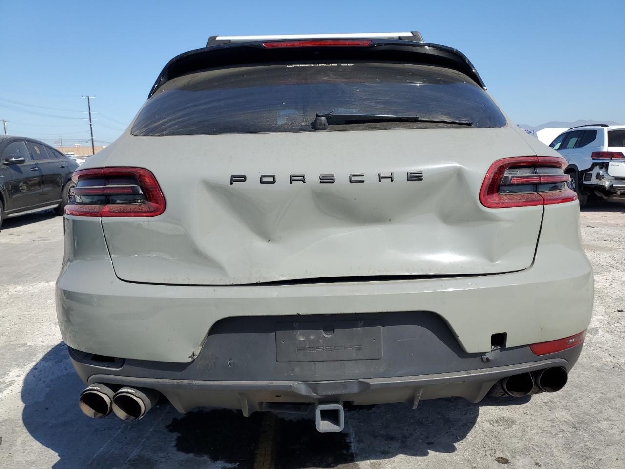 2017 Porsche Macan VIN: WP1AA2A5XHLB09212 Lot: 66739095
