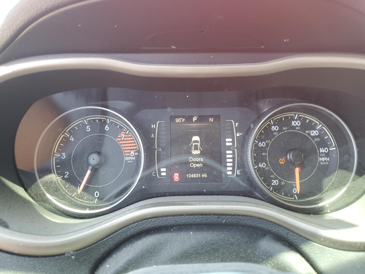 2016 Jeep Cherokee Latitude VIN: 1C4PJMCS0GW251673 Lot: 64549385