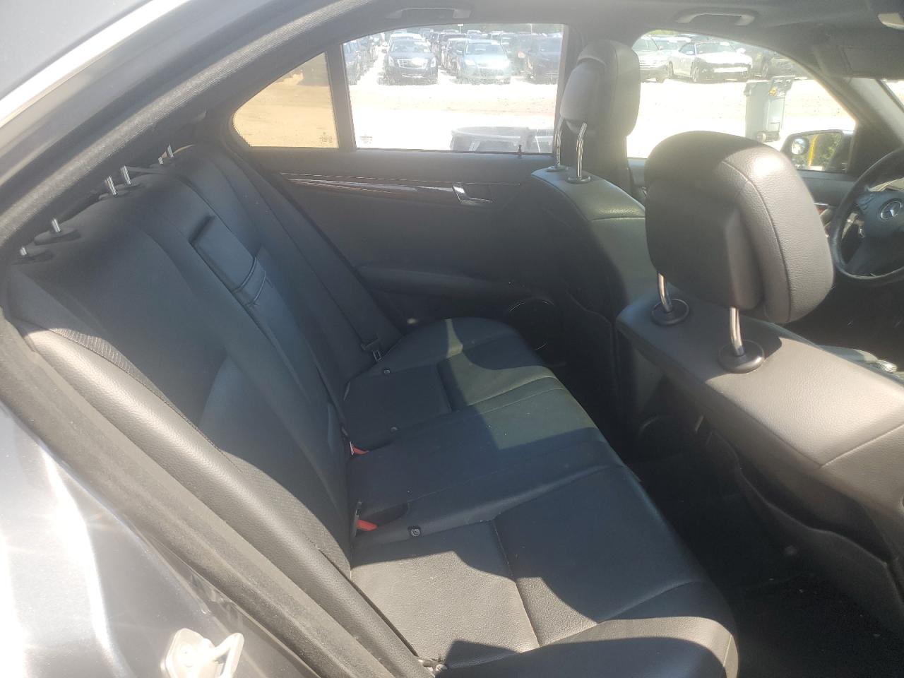 2010 Mercedes-Benz C 300 VIN: WDDGF5EB1AR130733 Lot: 67221705