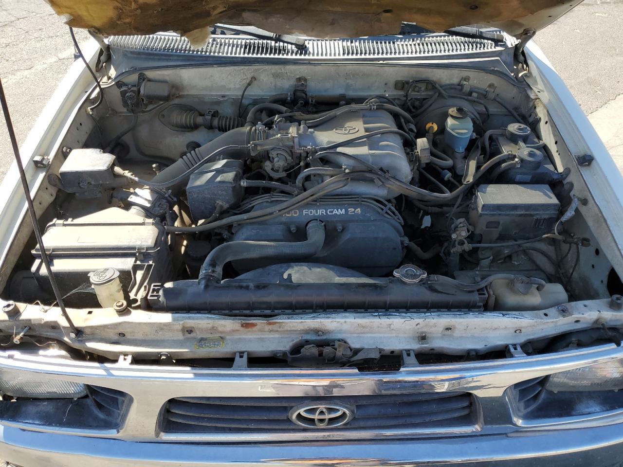 1995 Toyota Tacoma Xtracab Sr5 VIN: 4TAVN73K0SZ040697 Lot: 63815665