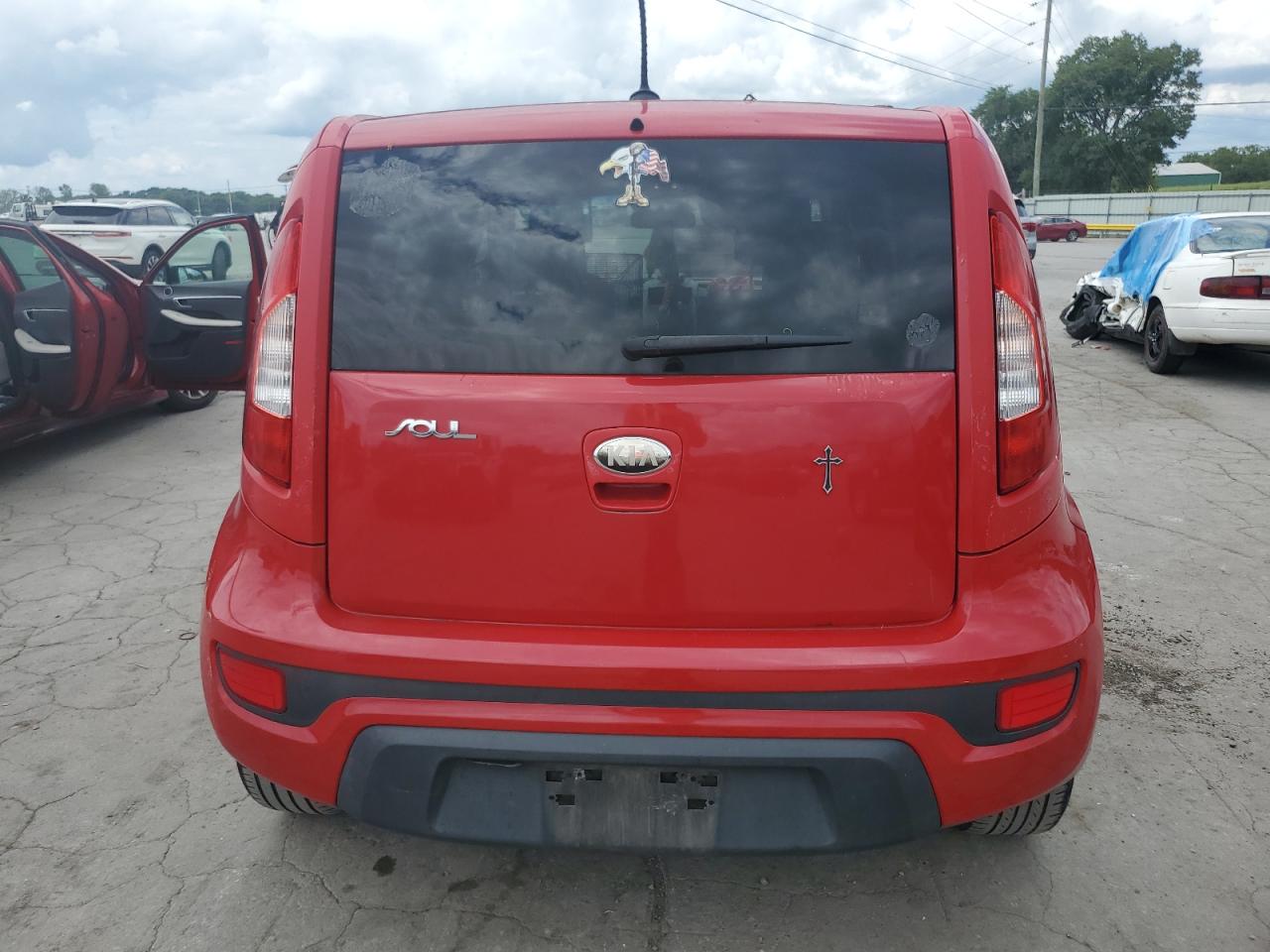 2013 Kia Soul + VIN: KNDJT2A69D7589802 Lot: 64497875