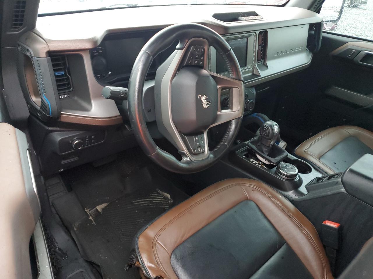 2021 Ford Bronco Base VIN: 1FMDE5BH1MLA92660 Lot: 63406675