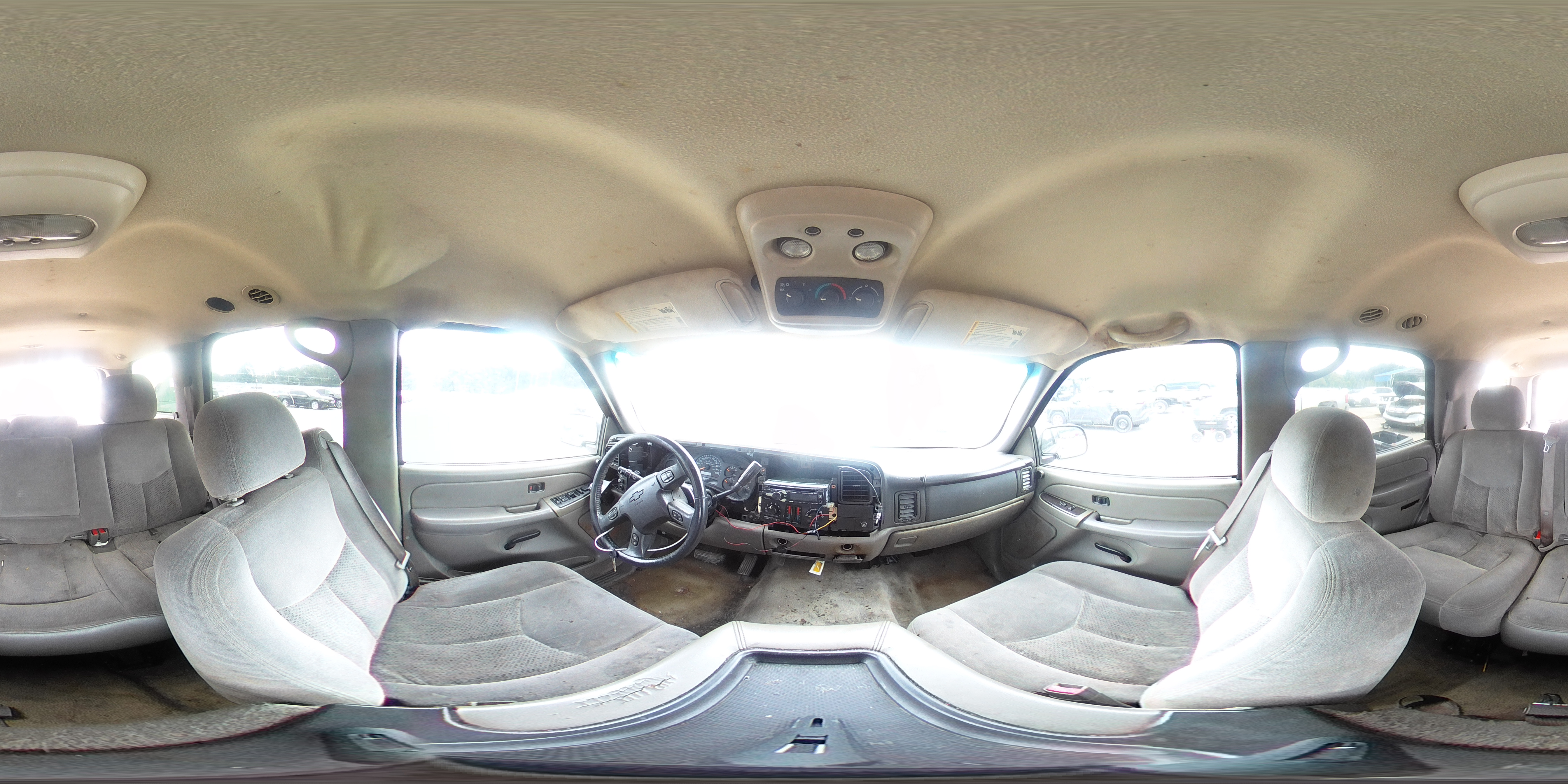 2005 Chevrolet Tahoe C1500 VIN: 1GNEC13T75J213173 Lot: 64427955