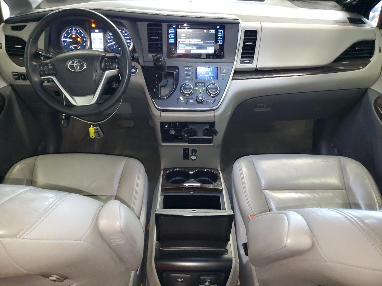 2015 Toyota Sienna Xle VIN: 5TDYK3DC7FS620322 Lot: 64553895