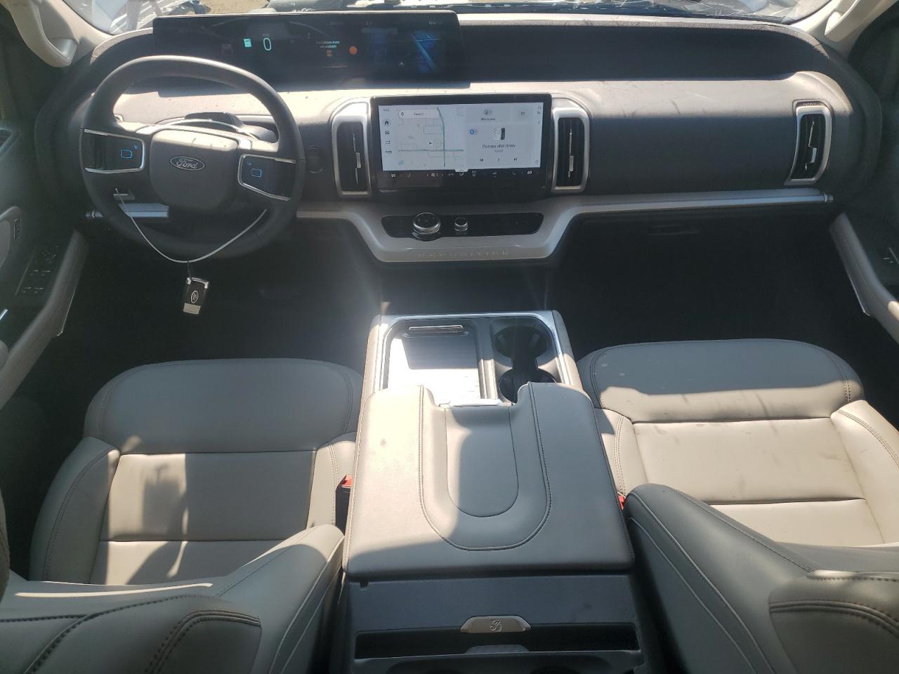 2025 Ford Expedition Active VIN: 1FMJU1J8XSEA22849 Lot: 64723525