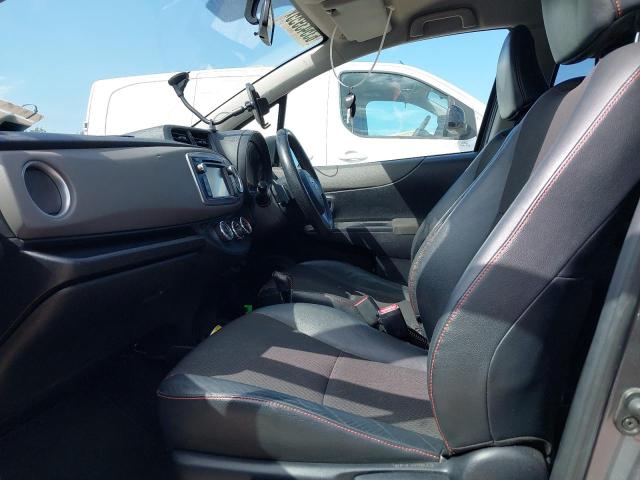 2011 TOYOTA YARIS SR V