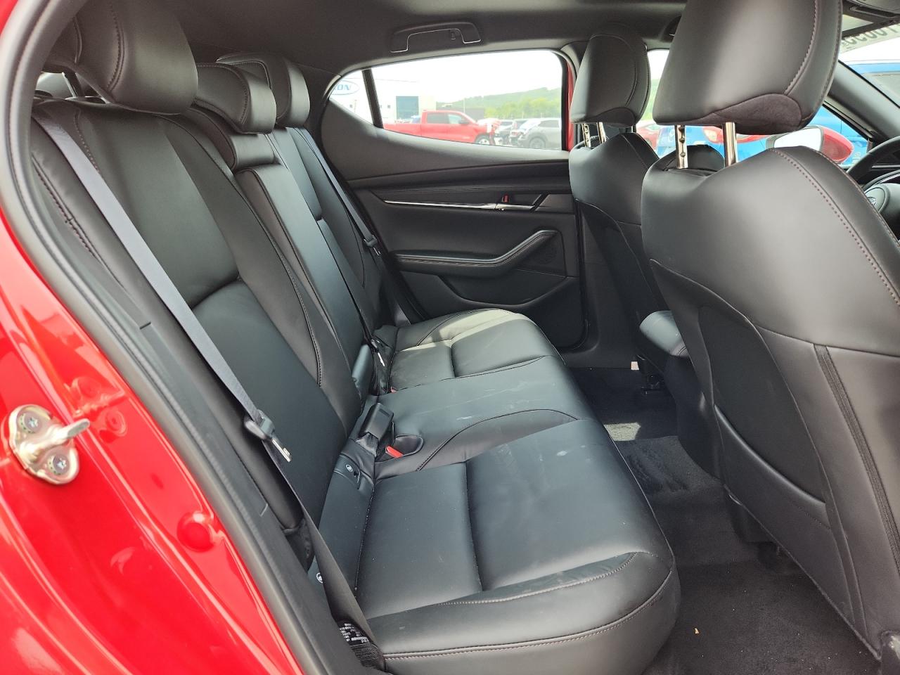 2025 Mazda 3 Preferred VIN: JM1BPALMXS1784340 Lot: 64776095