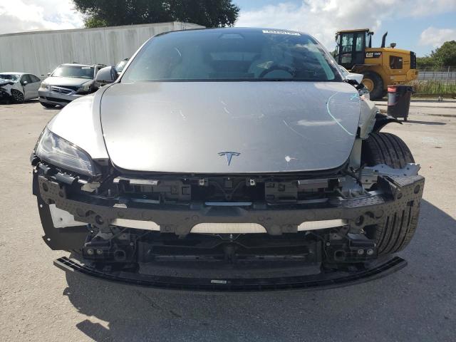  TESLA MODEL 3 2024 Szary