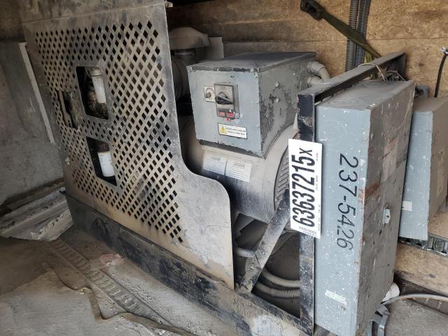 GENERATOR GENERATOR 2016 Черный