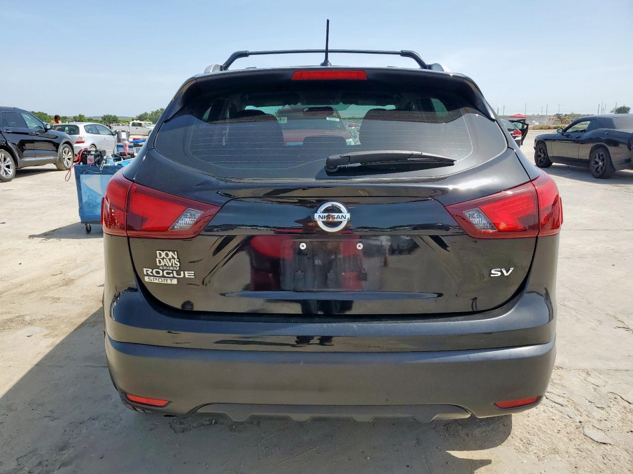 2018 Nissan Rogue Sport S VIN: JN1BJ1CP2JW183309 Lot: 64682175