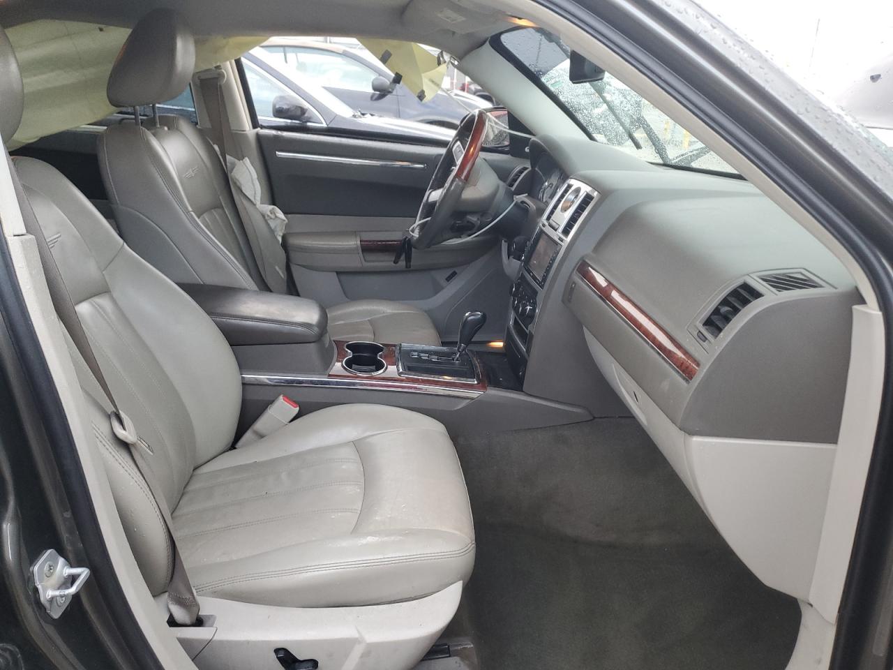 2008 Chrysler 300C VIN: 2C3LA63H28H229399 Lot: 64622555