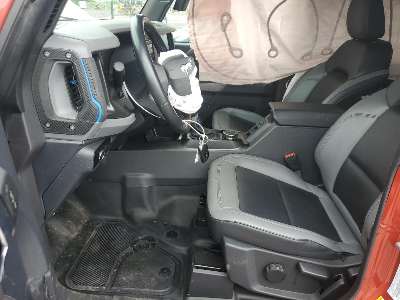 2023 Ford Bronco Base VIN: 1FMEE5DHXPLC09562 Lot: 63017865