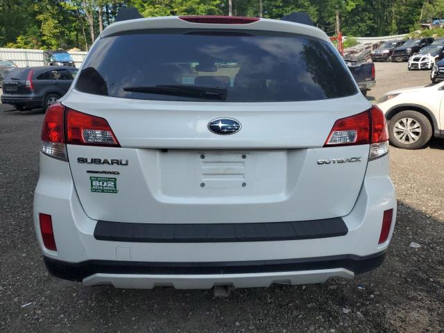  SUBARU OUTBACK 2013 White