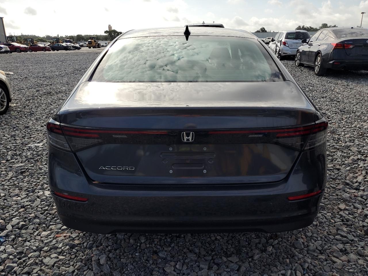 2025 Honda Accord Lx VIN: 1HGCY1F21SA006179 Lot: 65407035
