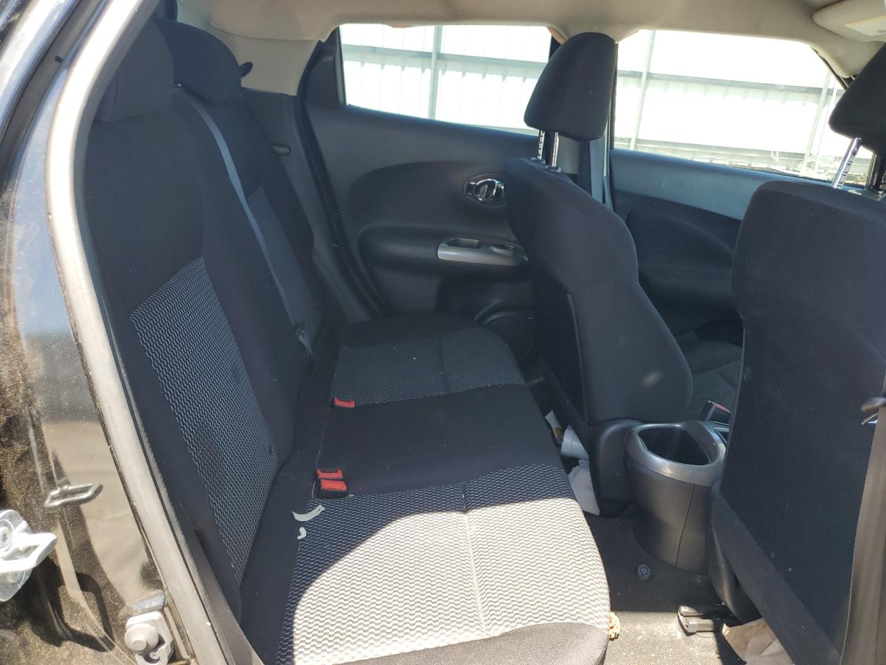 2017 Nissan Juke S VIN: JN8AF5MV8HT753196 Lot: 63840955