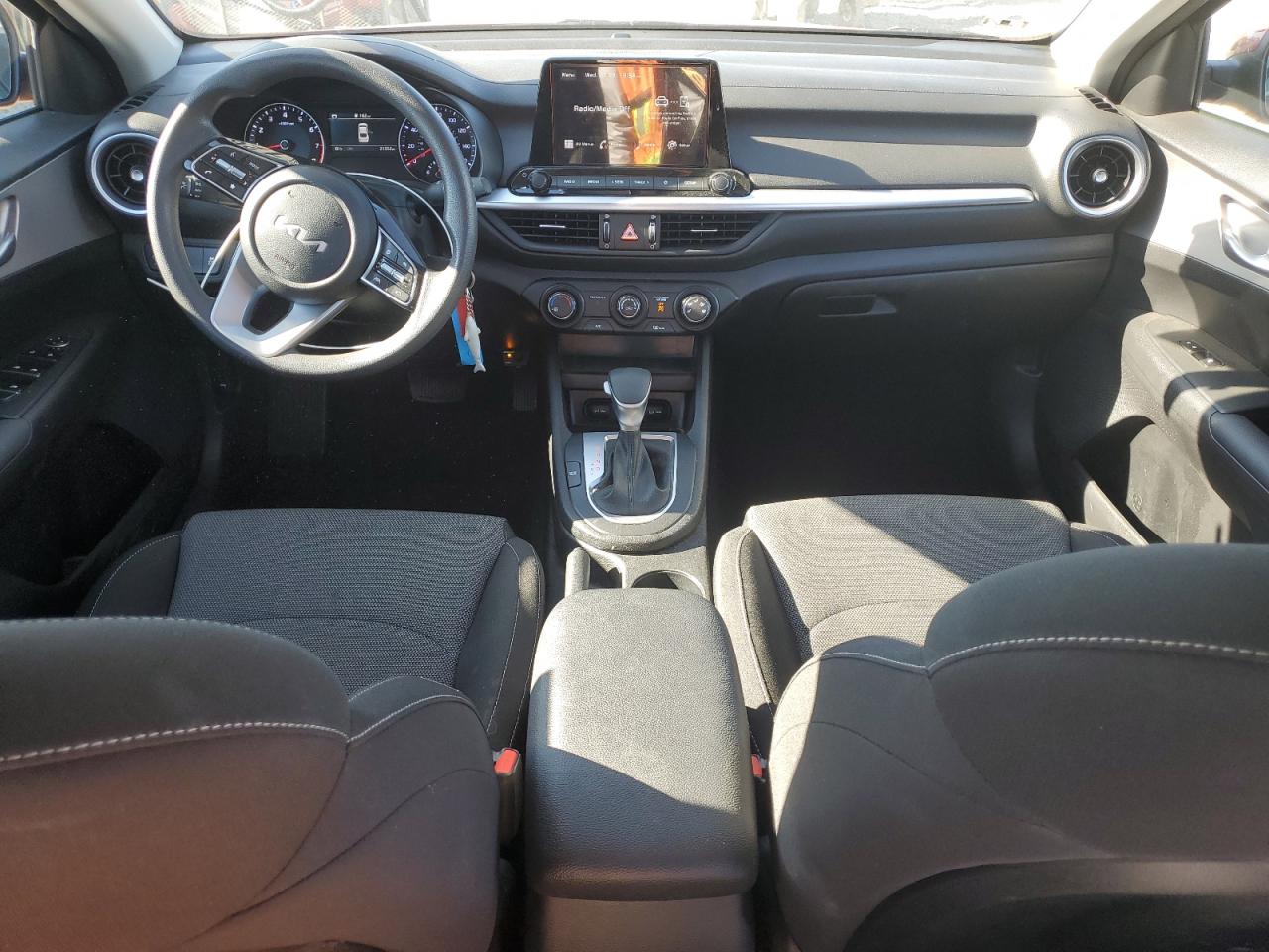 3kpf24ad4pe680063 3KPF24AD4PE680063 2023 Kia Forte Lx