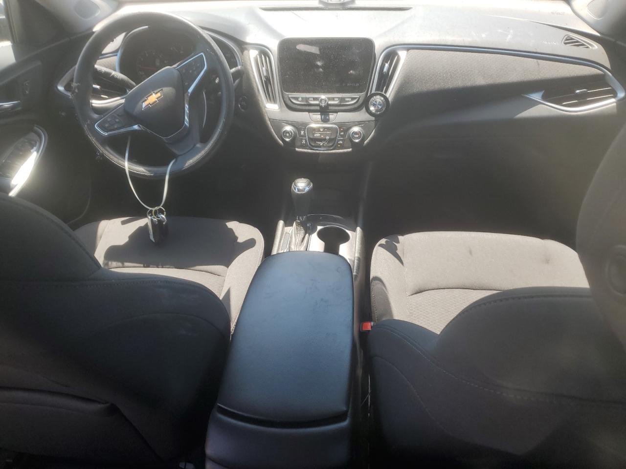 2020 Chevrolet Malibu Ls VIN: 1G1ZB5ST0LF127637 Lot: 62480085