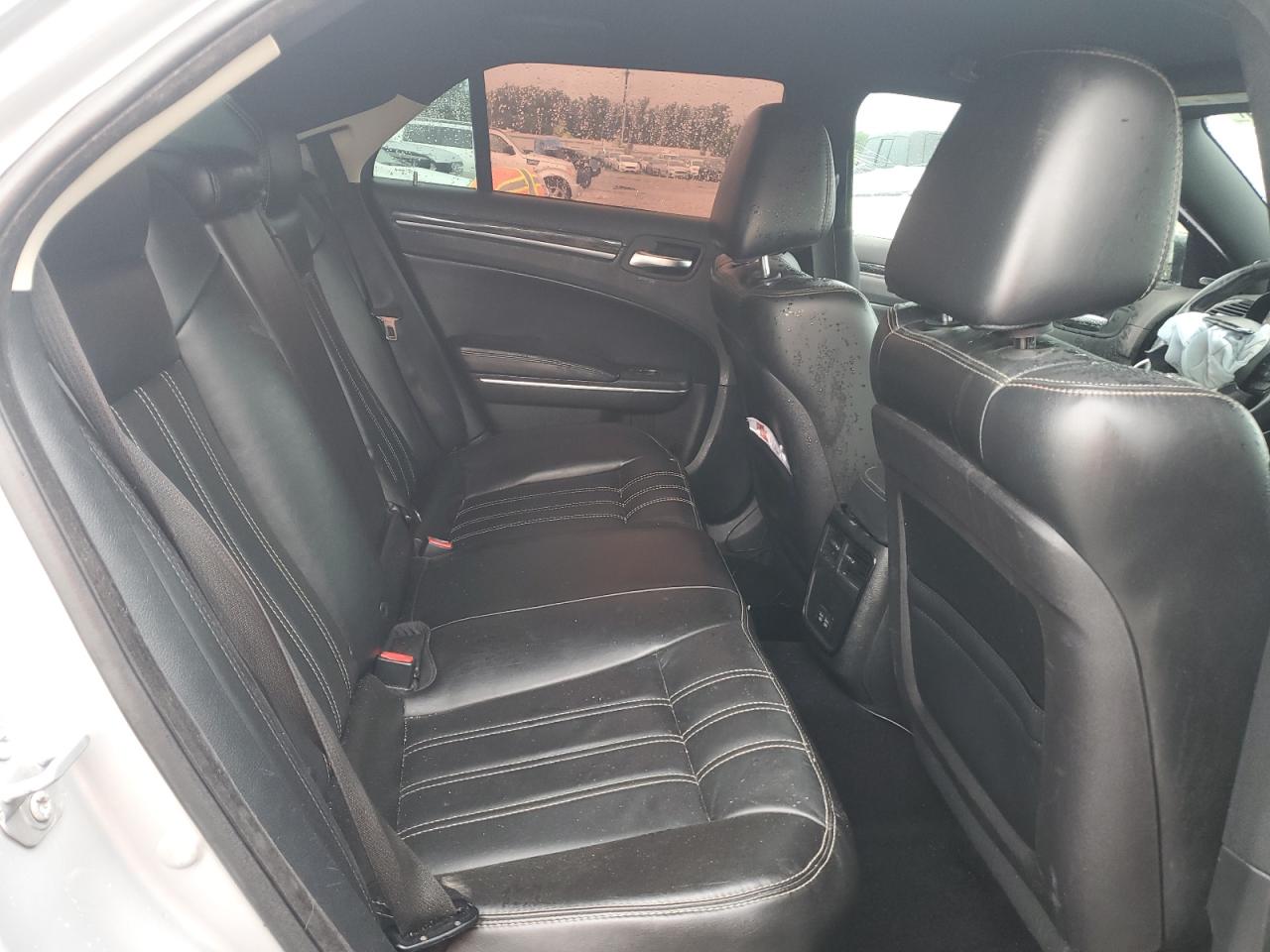 2019 Chrysler 300 S VIN: 2C3CCABT6KH689837 Lot: 65058975