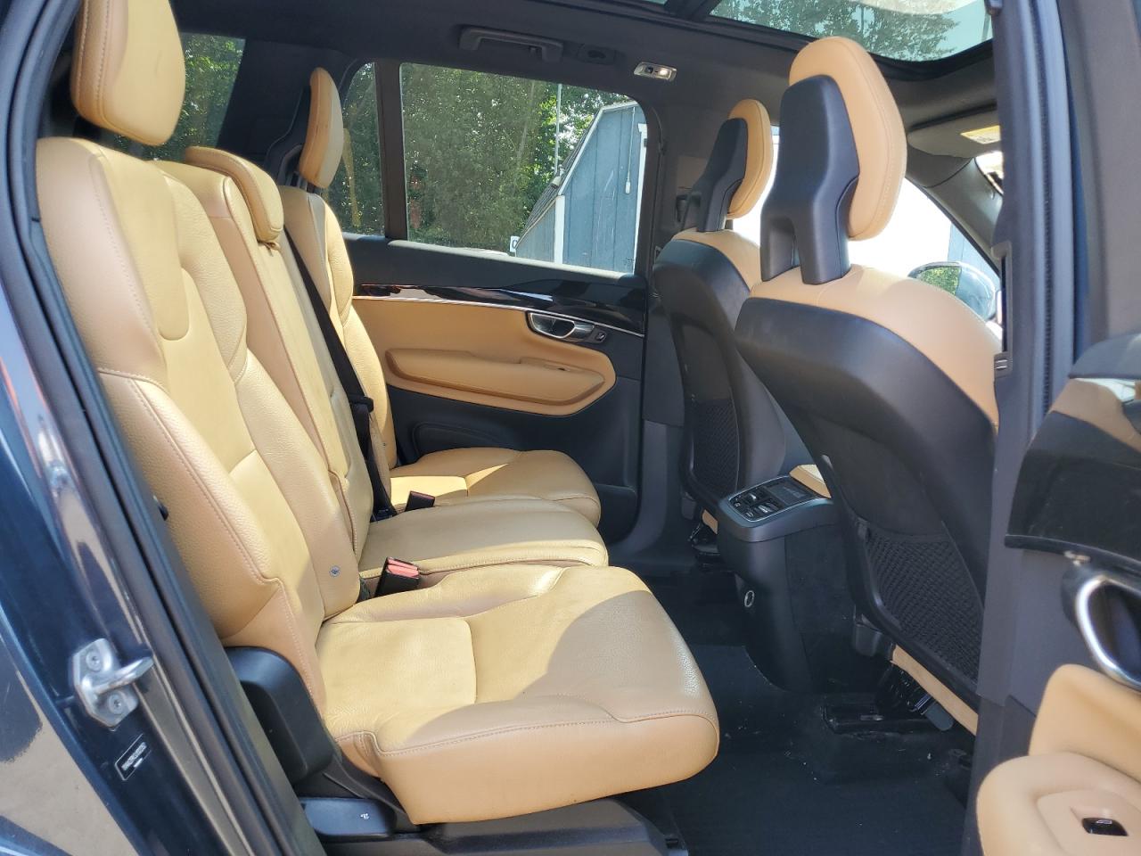 2018 Volvo Xc90 T6 VIN: YV4A22PK3J1322352 Lot: 63237085
