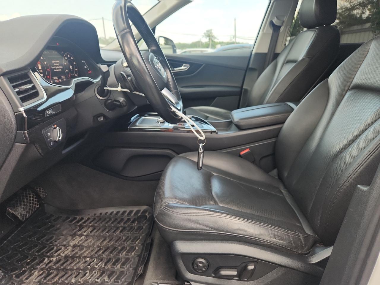 2017 Audi Q7 Premium Plus VIN: WA1LAAF72HD002027 Lot: 64785685