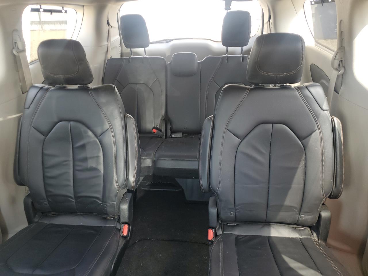 2017 Chrysler Pacifica Touring L VIN: 2C4RC1BGXHR771940 Lot: 65004165