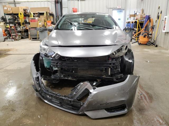  NISSAN VERSA 2021 Gray