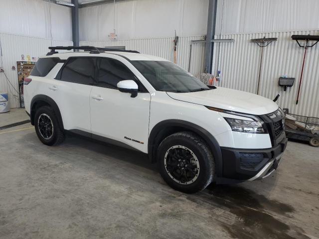  NISSAN PATHFINDER 2024 Белы