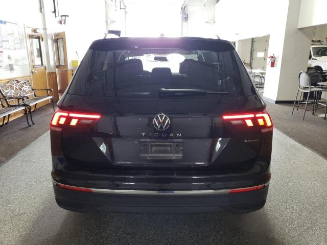  VOLKSWAGEN TIGUAN 2022 Czarny