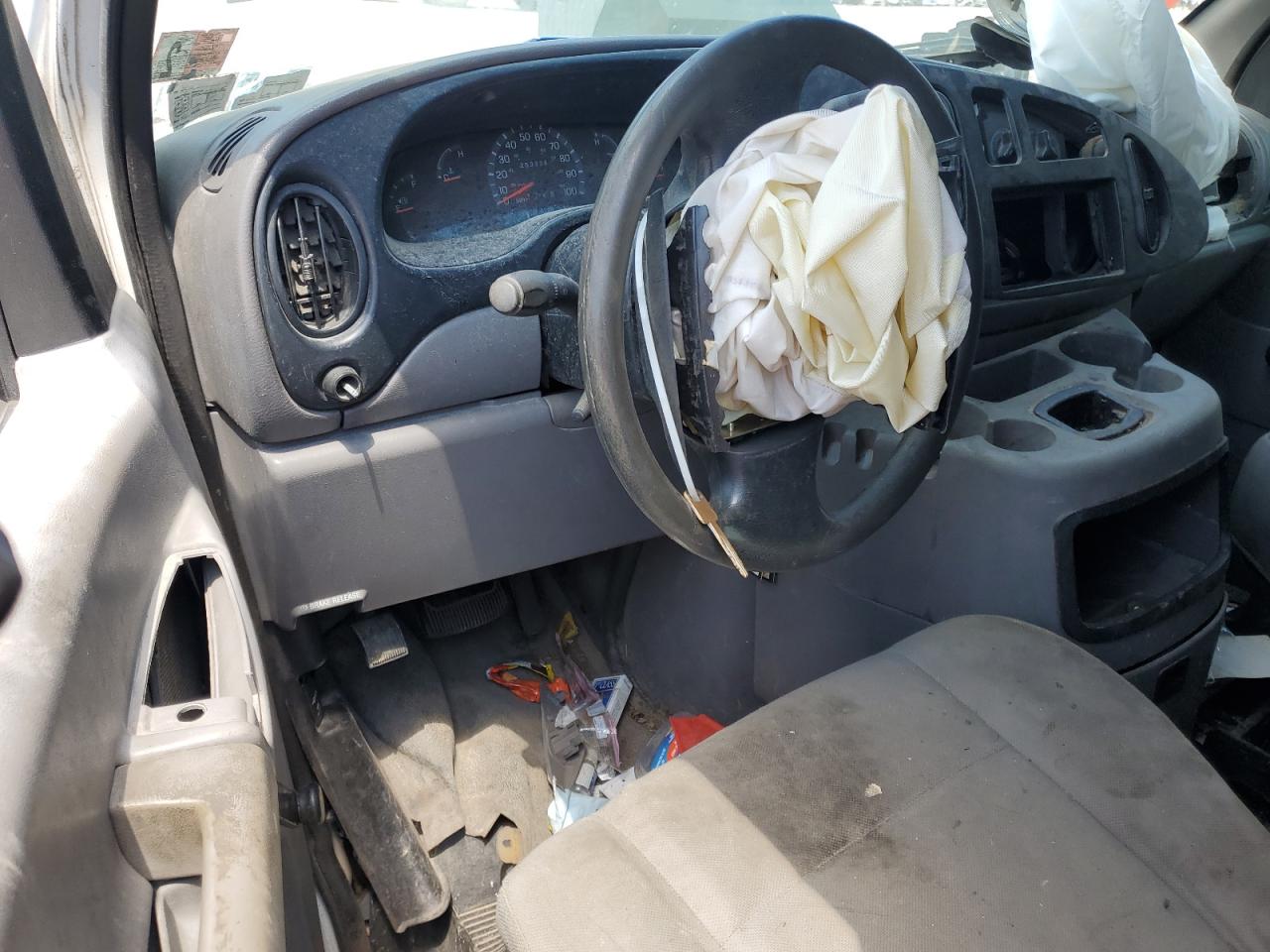 2002 Ford Econoline E250 Van VIN: 1FTNE24212HB78535 Lot: 66390255