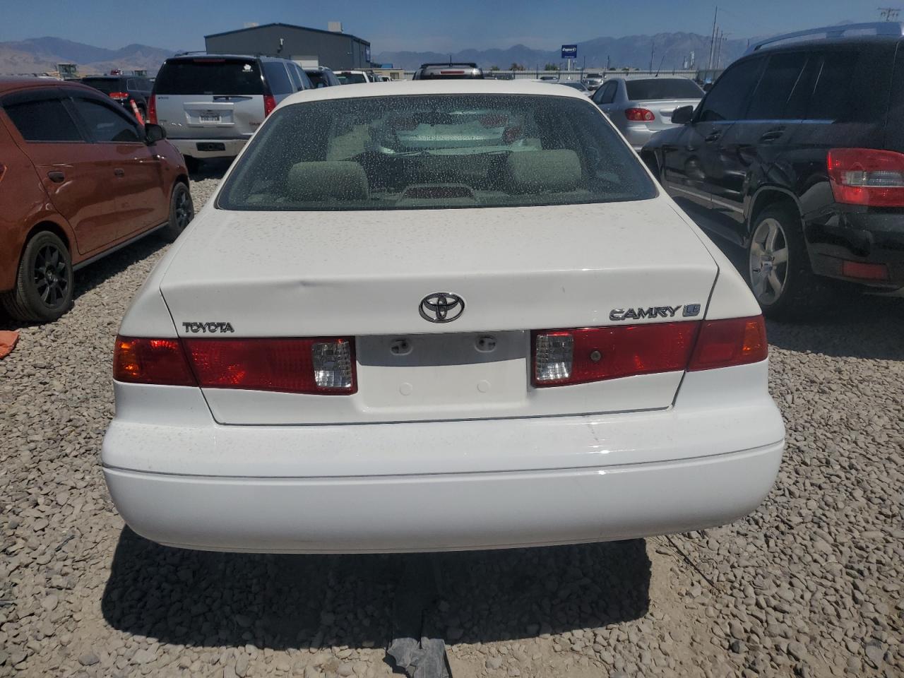 2000 Toyota Camry Ce VIN: JT2BG22K4Y043387 Lot: 65943735