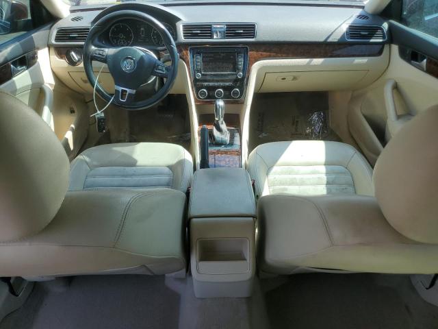 Sedans VOLKSWAGEN PASSAT 2012 Maroon